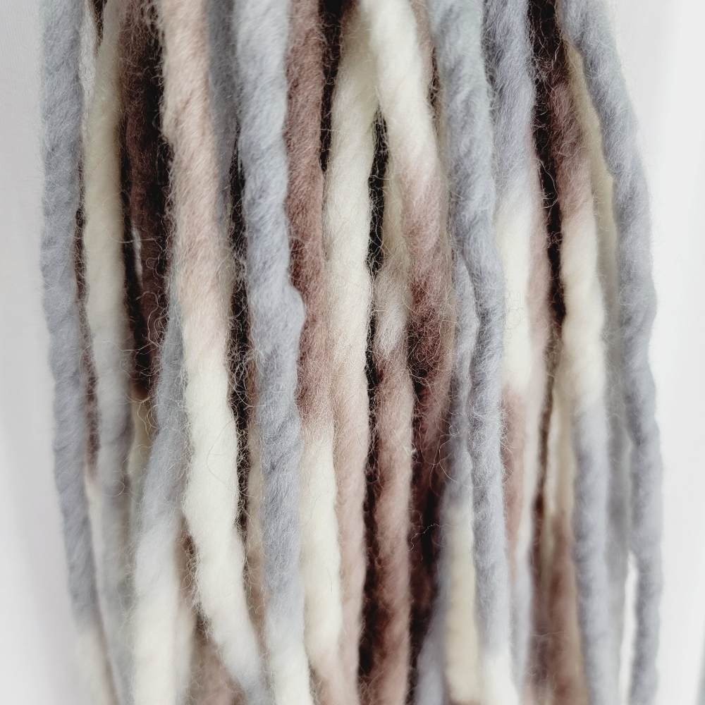 Beautiful Handcrafted Natural Multi Color Scarf - image 4